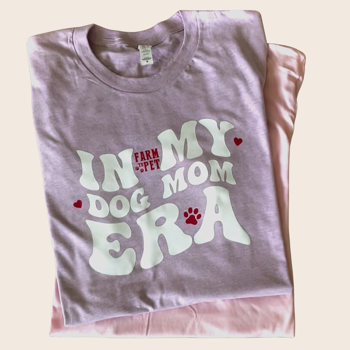 "Dog Mom Era" T-shirt | Paw-fect Gift for Dog Moms